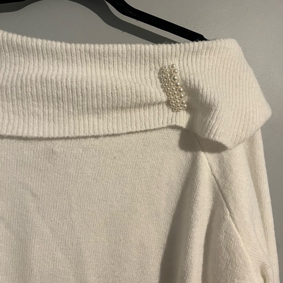Cato white off the should sweater size XL bridal NWOT casual - Picture 2 of 5